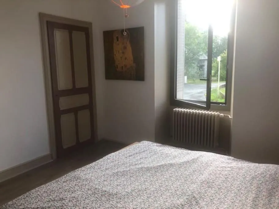 Belle Maison Familiale A La Campagne Apartment Saint-Girod
